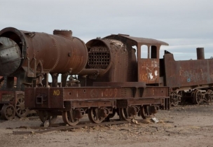 消失在荒野的蒸汽火车