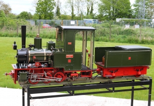 国外模友制作的O&K 0-6-0精品蒸汽小火车模型